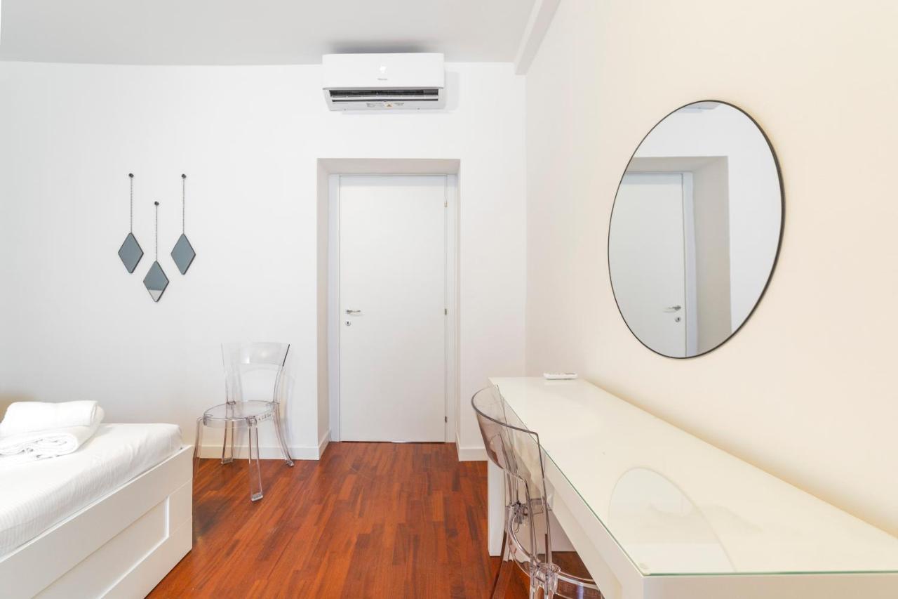 Roomy Apartment Close To Subway M5! Milano Eksteriør bilde